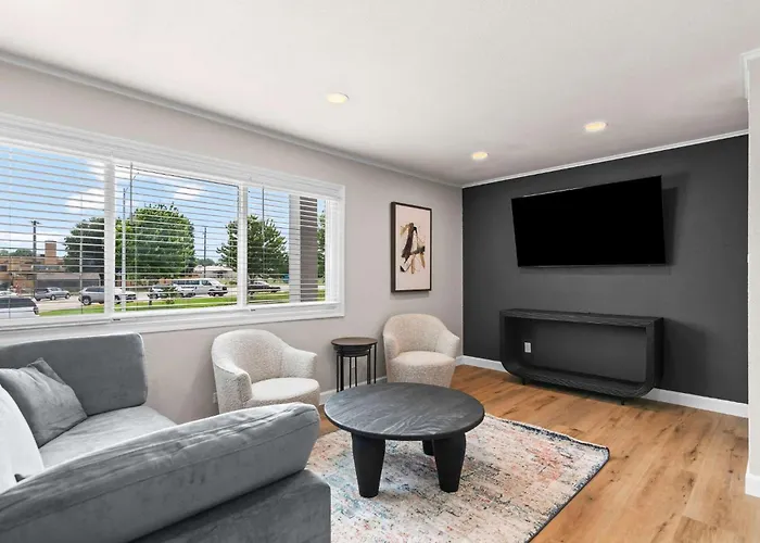 Newly Renovated Unit In Spfld #301 Appartement