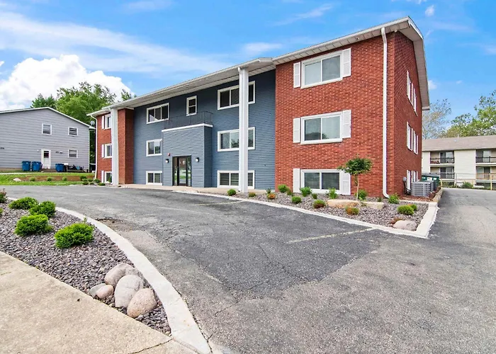 Newly Renovated Unit In Spfld #301